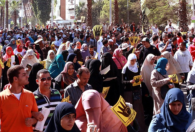 Mısır'da darbe karşıtı cuma gösterileri