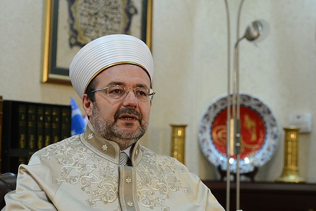 Görmez'den Suriyelilere destek çağrısı
