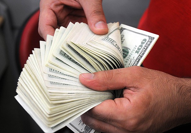 Dolar 1,81 lirayı aştı