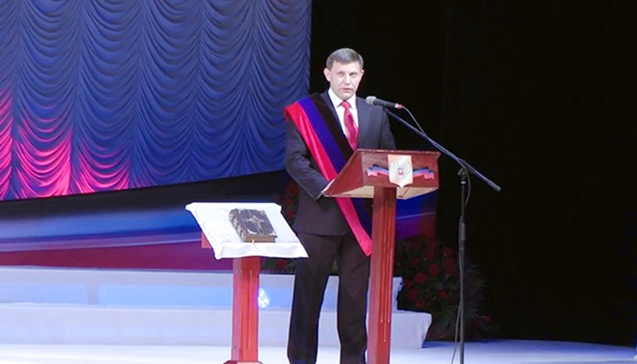 Dünyanın tanımadığı seçimin galibi Zaharçenko yemin etti