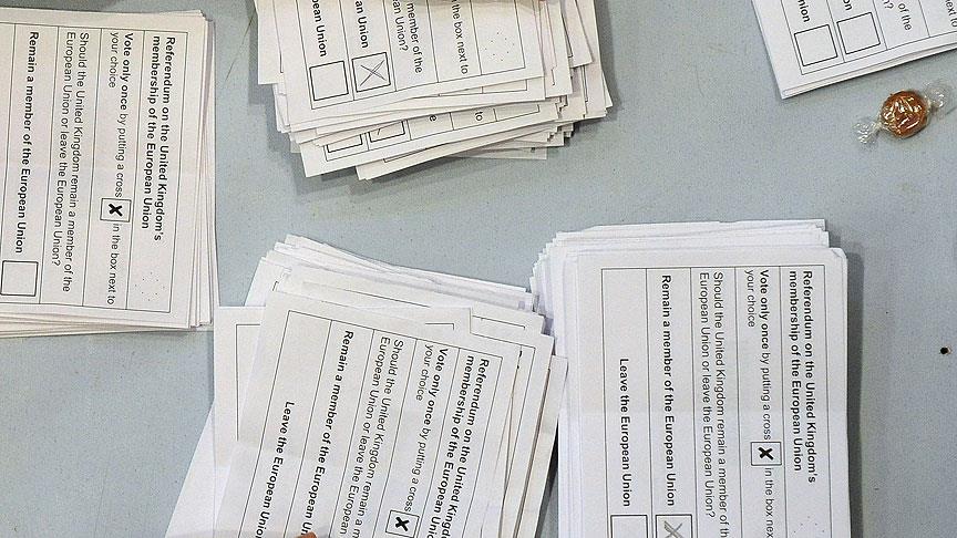 Yeniden referandum isteyenlerin sayısı 3 milyona ulaştı