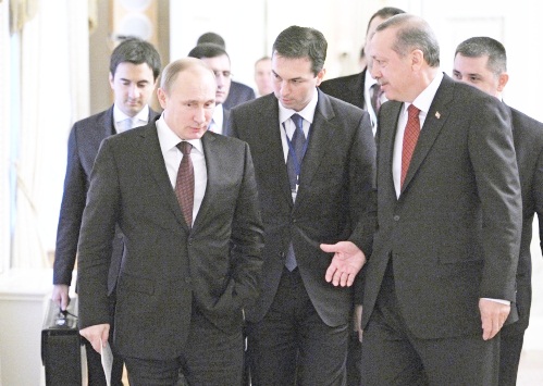 Kremlin: Erdoğan, Putin'i aradı, Kırım'ı görüştüler