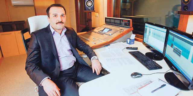Radyo Cihan dillerde gönüllerde