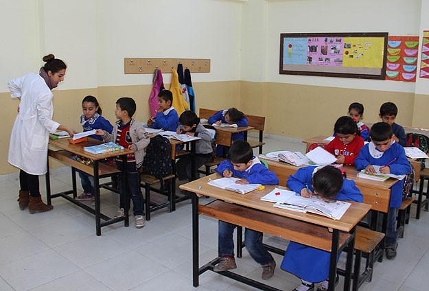 Soru hazırlayan öğretmen 27 saat ek ders ücreti alacak