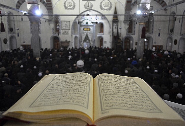 Camiler tıklım tıklım doldu taştı