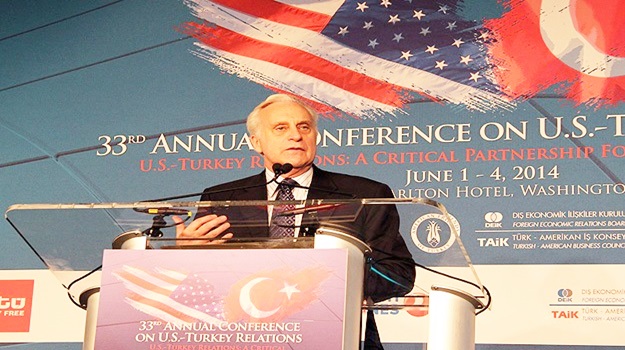 Türkiye'nin demokraside geriye gitme riski yok