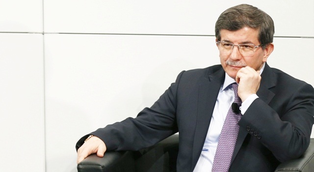 Ahmet Davutoğlu, Balkanlar turunda.