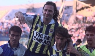 Selçuk Yula hayatını kaybetti