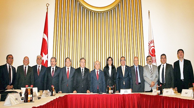 Yeni Anayasa için 27 maddede uzlaşı