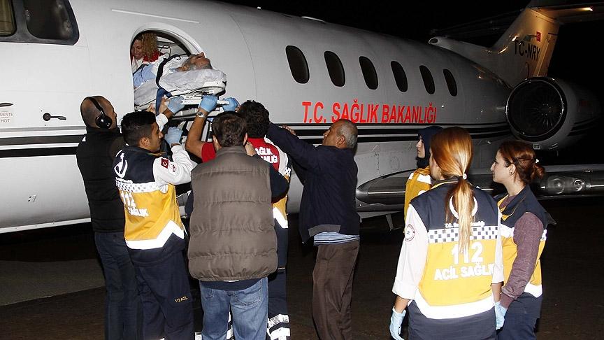 Suudi Arabistan'da tedavi gören 2 hacı Türkiye'ye getirildi