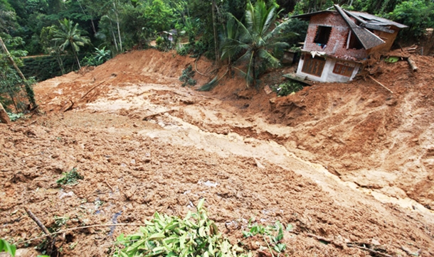 Sri Lanka'da sel felaketi: 39 ölü
