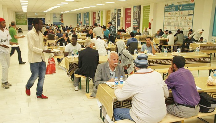 Almanya'da ilk iftar