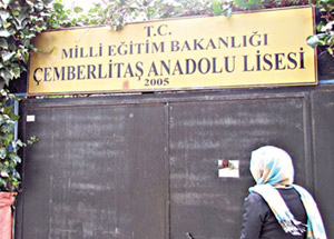 Başını Aç Öyle Gel