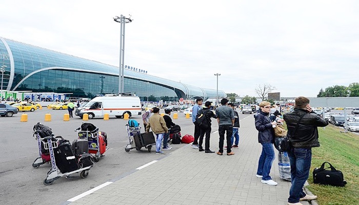 Domodedovo Havalimanı'nda yangın: 3 bin kişi tahliye edildi