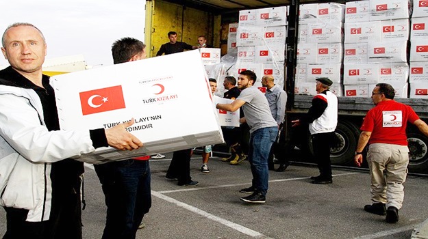 Türk Kızılayı yardım tırları Sincar'a ulaştı