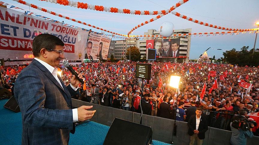 'İstikbalimizi karartmak isteyenlere fırsat verilmeyecek'