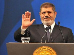 Mursi 'Türkiye veya Katar'a git' teklifini reddetti