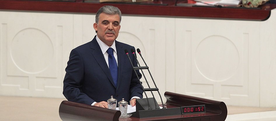 Yasama faaliyetine katılmalılar