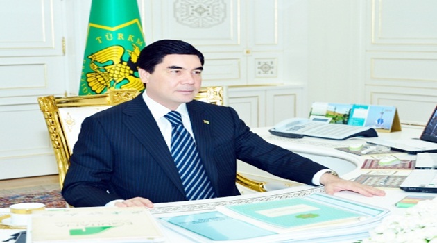 Berdimuhamedov, Ruhani'nin yemin törenine katılacak