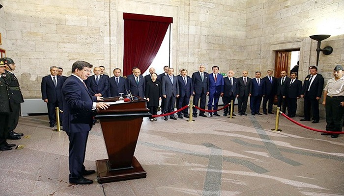 62. Hükümetten Anıtkabire ziyaret