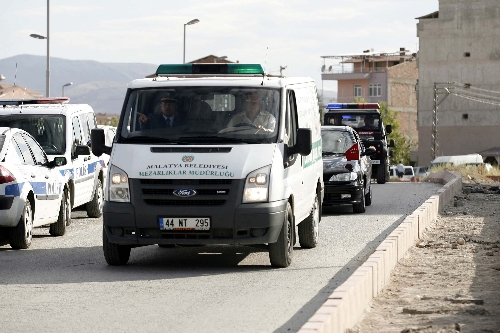 Şehit pilotların Türk bayrağına sarılı naaşları Malatya'ya getirildi
