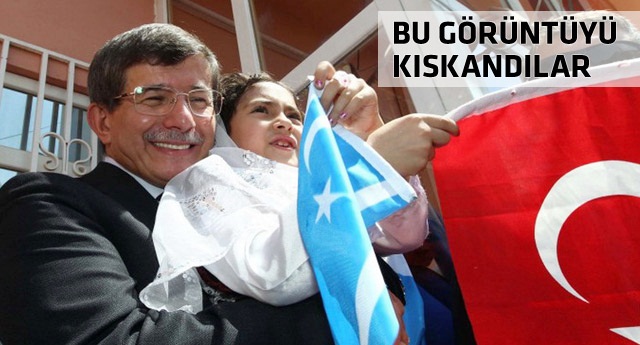 Küstah açıklama: Davutoğlu'nu tutuklama hakkımız var