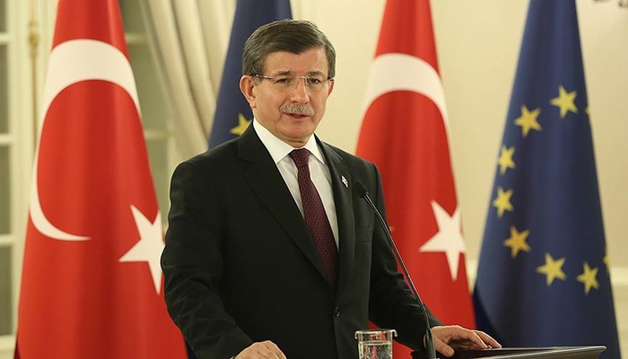 Davutoğlu: AB'ye ahlaki sorumluluk çerçevesinde bir teklifte bulunduk