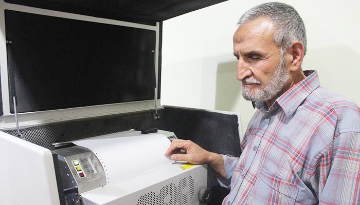 Kendisi gibi görme engelliler için 20 yıldır Kur'an-ı Kerim basıyor