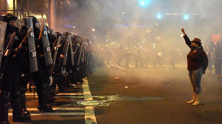 ABD'deki 'polis şiddeti' cep telefonu kamerasında