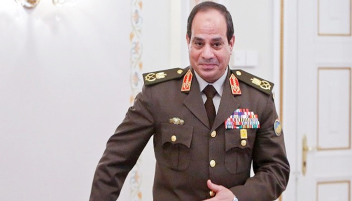 Sisi yine Mübarek'i savundu
