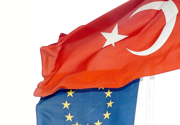 İki Avrupa ülkesiyle vizeler kalkıyor