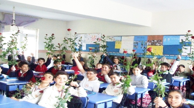 Gaziosmanpaşa Ortaokulu'nda Kutlu Doğum coşkusu