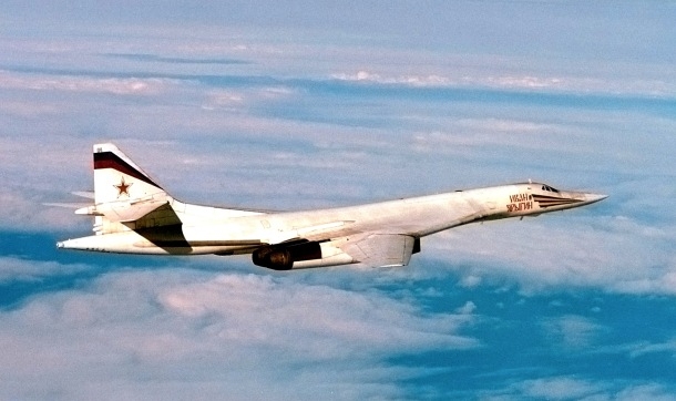 Rus stratejik bombardıman uçakları 13 saatte Venezüella'ya ulaştı