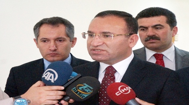 Bekir Bozdağ: Mısır'da demokrasi ve hukuka uygun değişiklik yaşanmamıştır
