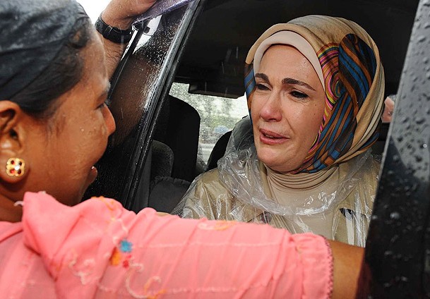 Türkiye'nin yardım eli Arakan'da