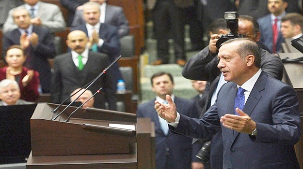 Yargı mensuplarını baskı altına alan bir örgütle mücadele ediyoruz