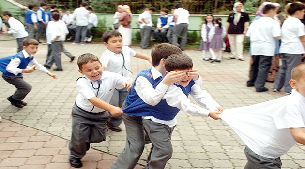 İlk ve ortaokullar da 20 Mayıs'ta tatil