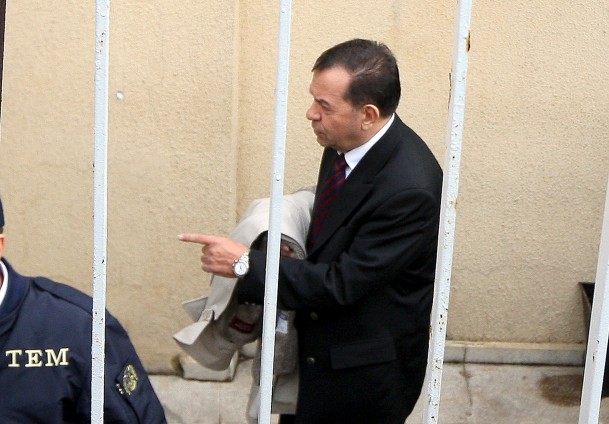 Yargı intihar etmiştir