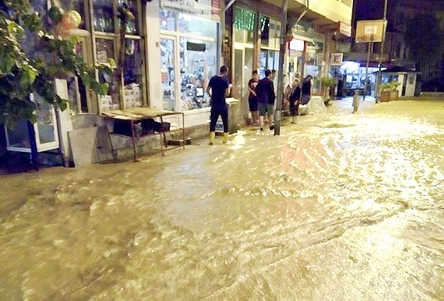 Bartın'da sağanak etkili oldu