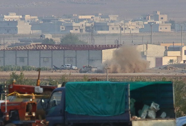 Kobani'de IŞİD tankları vuruldu