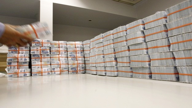 Türkiye'den KKTC'ye yarım milyar dolar kredi