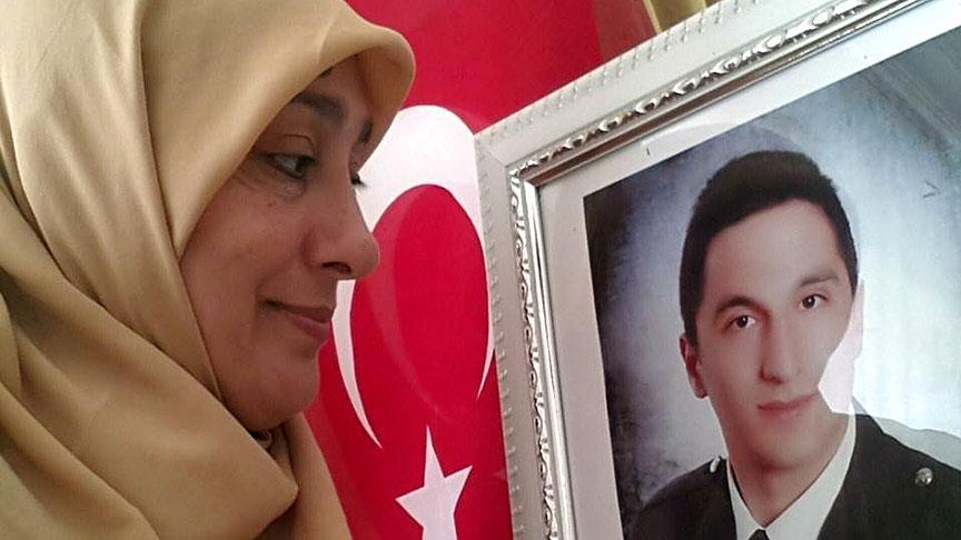 Şehit annesi 15 Temmuz şehitleri için dernek kurdu