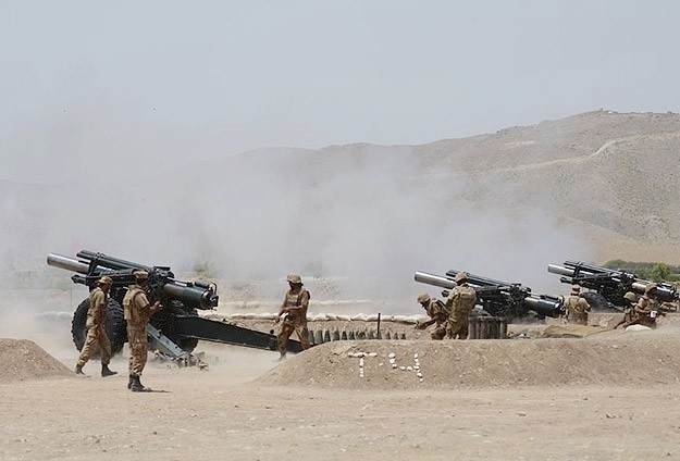 Pakistan'da Taliban'a yönelik operasyon