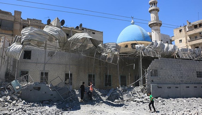 Halep'te ilk kez halkın cuma namazına gitmemesi istendi