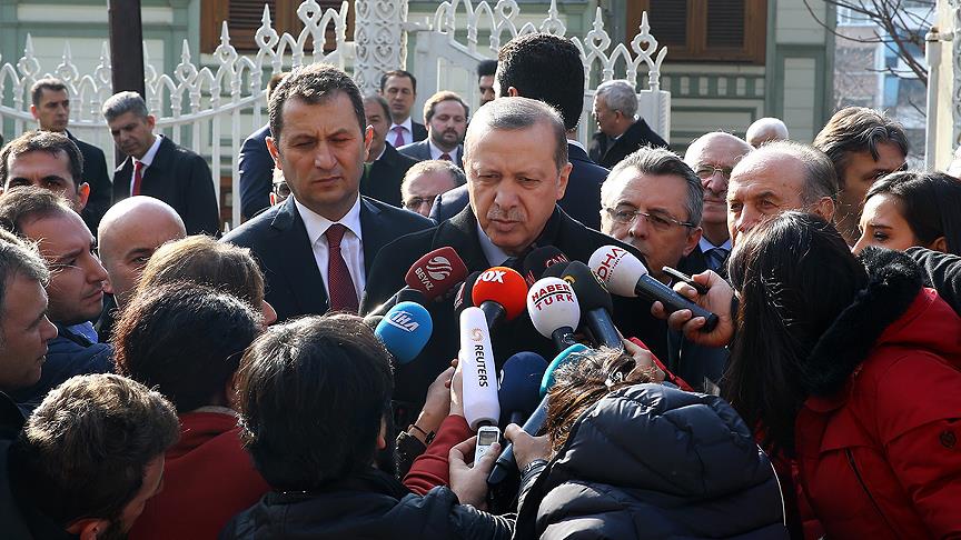 Cumhurbaşkanı Erdoğan: YPG'yi hala terör örgütü olarak niye ilan etmiyorsun