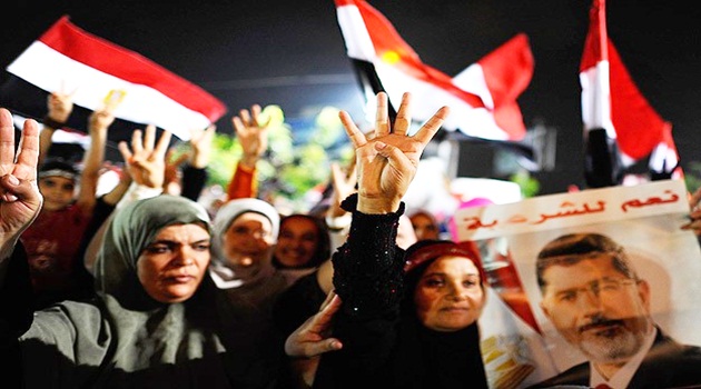 Darbe karşıtlarının özgürlük sembolü: Rabia işareti