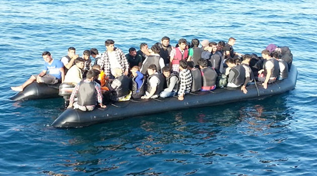 Çanakkale'de kaçakları taşıyan tekne battı, 24 kişi öldü
