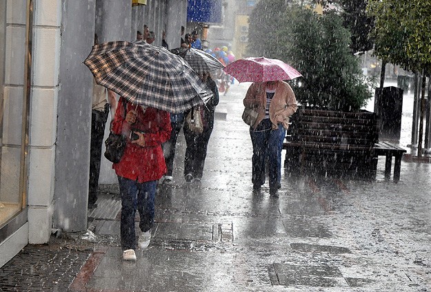 Meteorolojiden kuvvetli yağış ve kar uyarısı