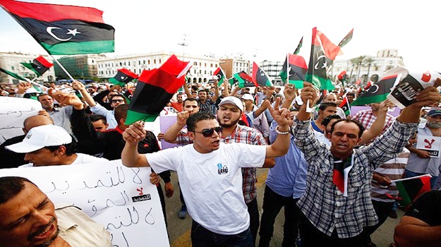 Libya'da seçimler ertelendi