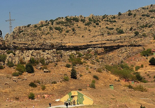 15 asker depo dışında görevliydi